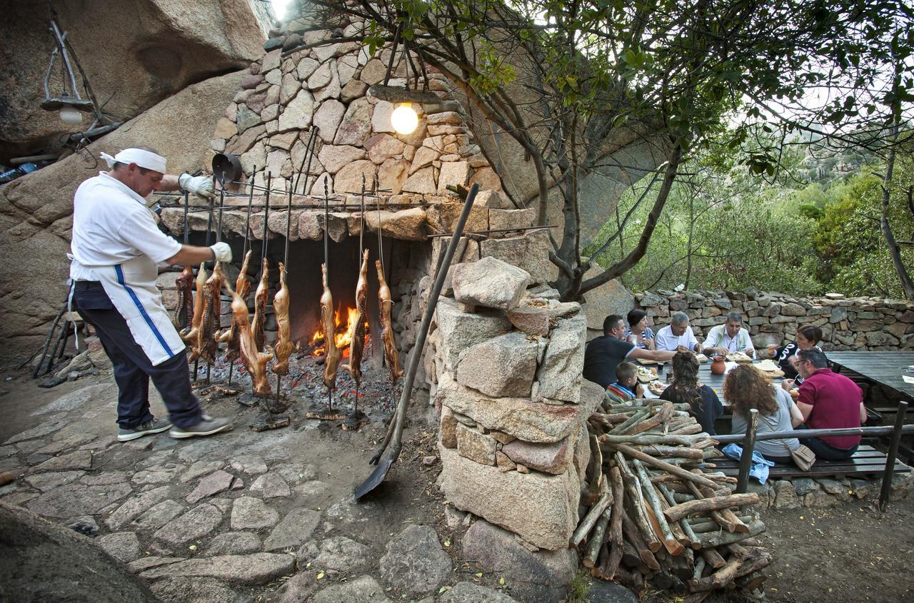 Hotel Rocce Sarde サン・パンタレオ エクステリア 写真