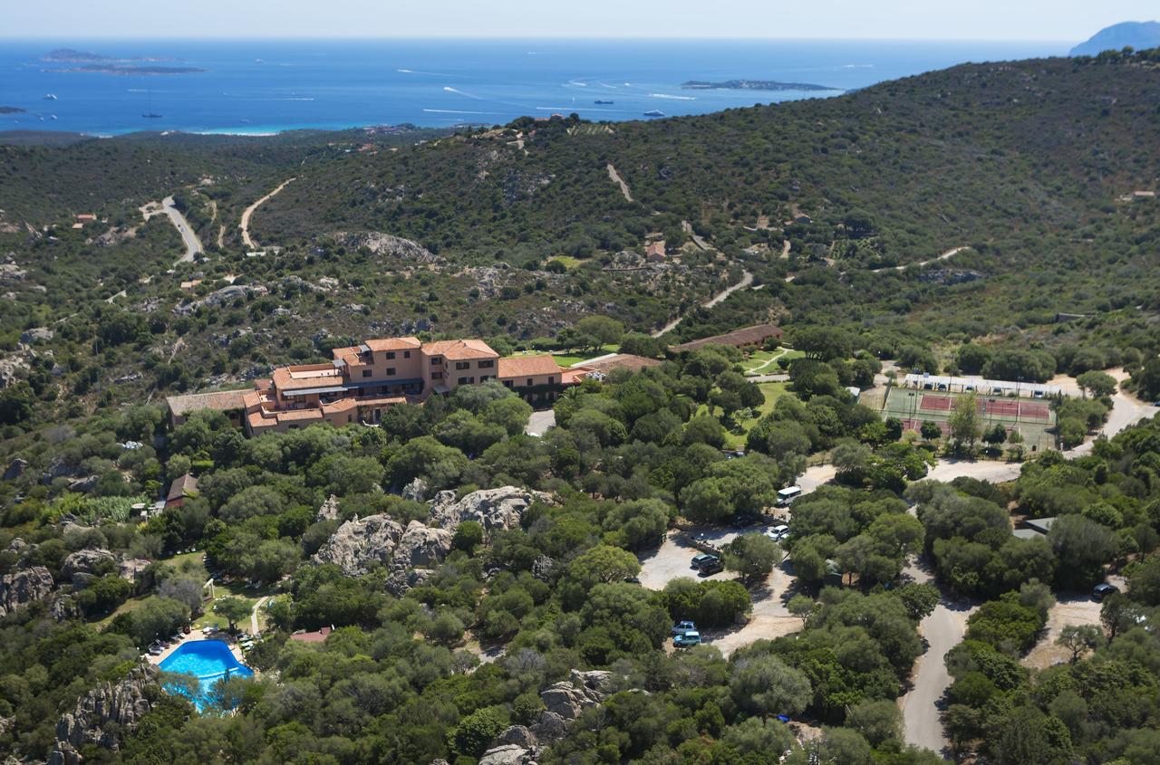 Hotel Rocce Sarde サン・パンタレオ エクステリア 写真